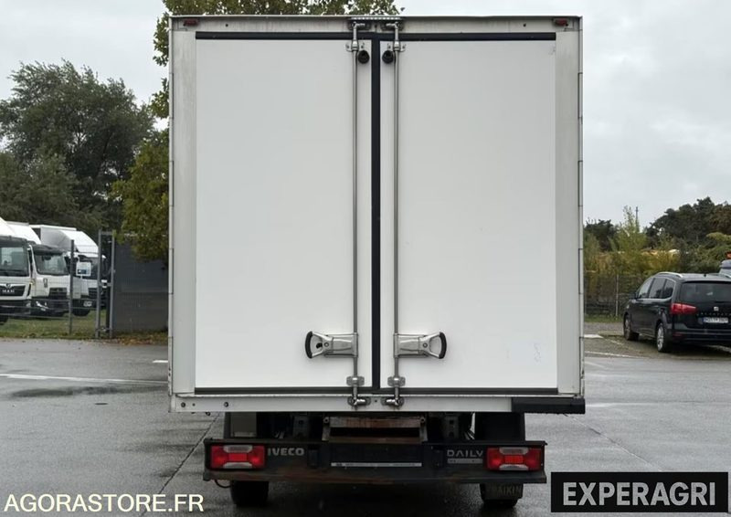 Iveco Daily 35C14 Hi-Matic Euro 6 Frigorifique Lamberet – Carrier Xarios 350 - Van: picture 4 Iveco Daily 35C14 Hi-Matic Euro 6 Frigorifique Lamberet – Carrier Xarios 350 - Van: picture 4