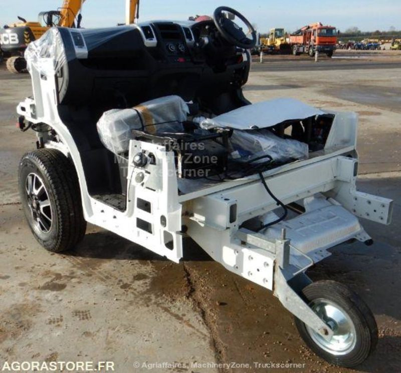 ! NEUF SORTIE USINE ! FIAT CHASSIS CABINE Boite automatique - Van: picture 4 ! NEUF SORTIE USINE ! FIAT CHASSIS CABINE Boite automatique - Van: picture 4