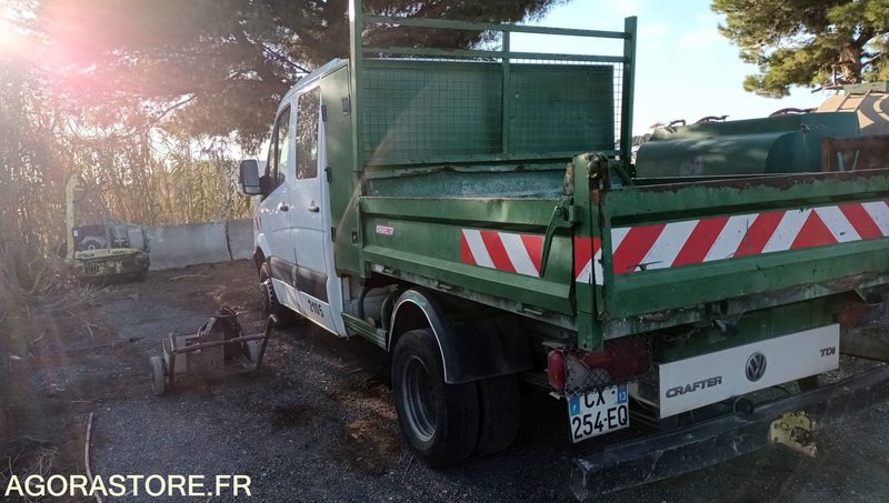 Wolkswagen Crafter benne double cabine - 2013 - CX-254-EQ - Tipper van: picture 2 Wolkswagen Crafter benne double cabine - 2013 - CX-254-EQ - Tipper van: picture 2