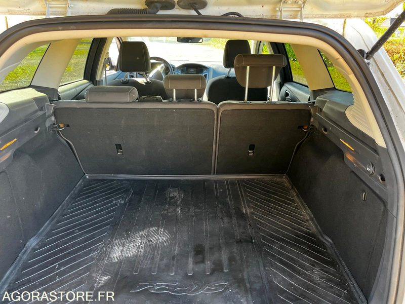 Station wagon ford focus 1lecoboost 2013 149000km: picture 7 Station wagon ford focus 1lecoboost 2013 149000km: picture 7