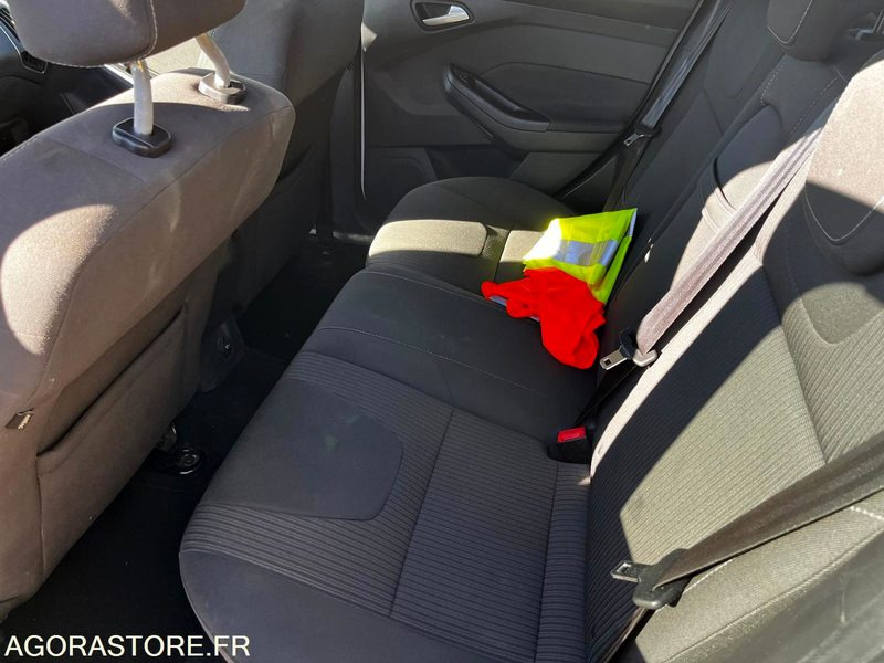 Station wagon ford focus 1lecoboost 2013 149000km: picture 8 Station wagon ford focus 1lecoboost 2013 149000km: picture 8