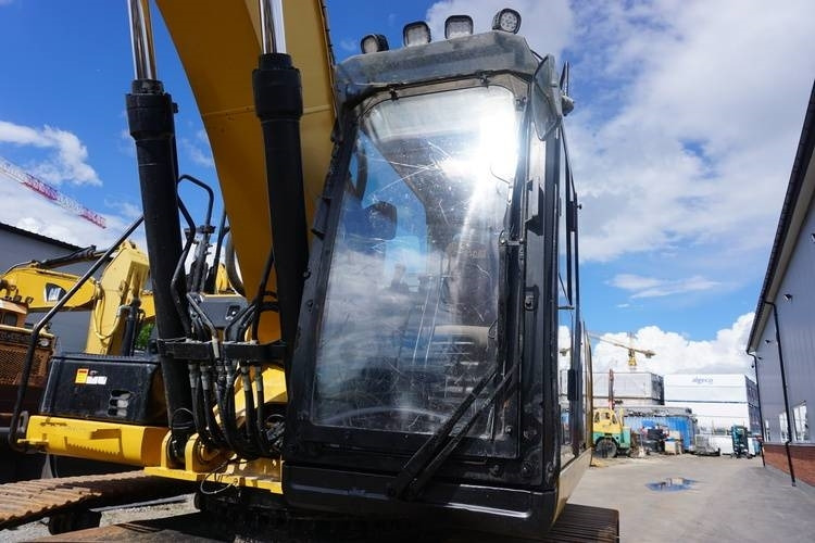 Crawler excavator CAT 329 EL: picture 9