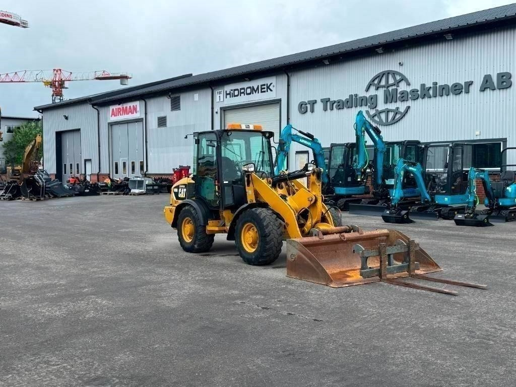 CAT 906 H 2 - Wheel loader: picture 2 CAT 906 H 2 - Wheel loader: picture 2