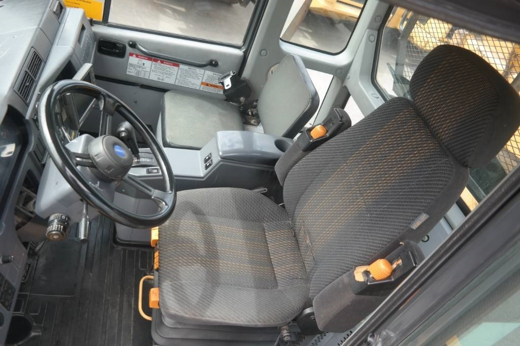 Articulated dumper Komatsu HM300-1: picture 12