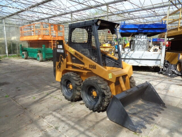 Mustang 930A - Skid steer loader: picture 3 Mustang 930A - Skid steer loader: picture 3