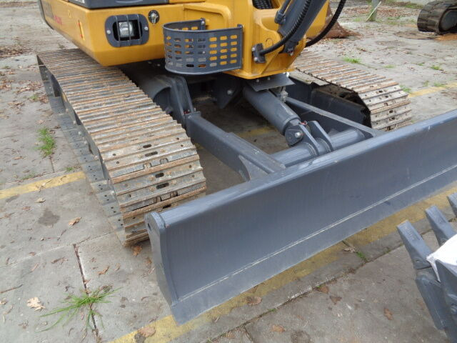 New Crawler excavator XCMG XE60DA: picture 7