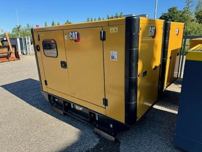 CAT DE33 - Generator set: picture 2 CAT DE33 - Generator set: picture 2