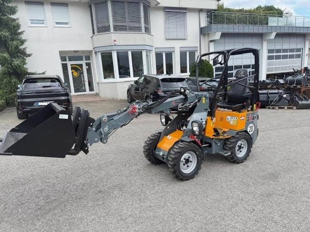 GiANT G1200 Tele - Wheel loader: picture 2 GiANT G1200 Tele - Wheel loader: picture 2