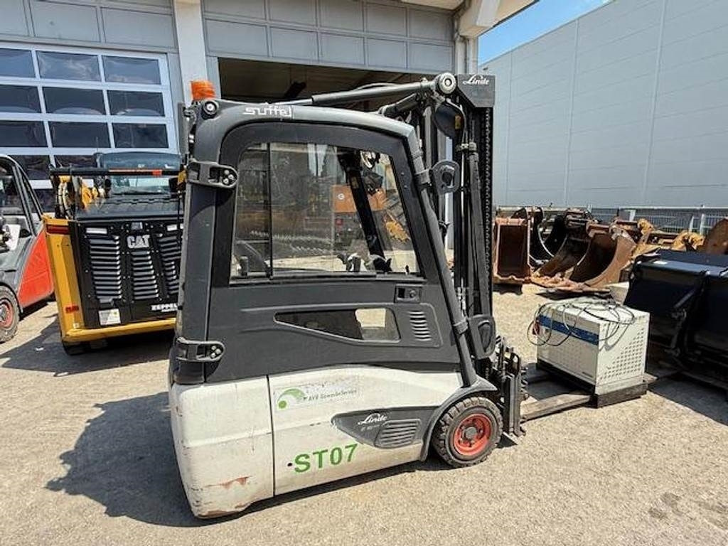 Linde E16-02 - Electric forklift: picture 3 Linde E16-02 - Electric forklift: picture 3