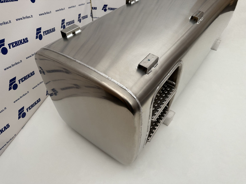 DAF New aluminum fuel tank 995L - Fuel tank for Truck: picture 3 DAF New aluminum fuel tank 995L - Fuel tank for Truck: picture 3