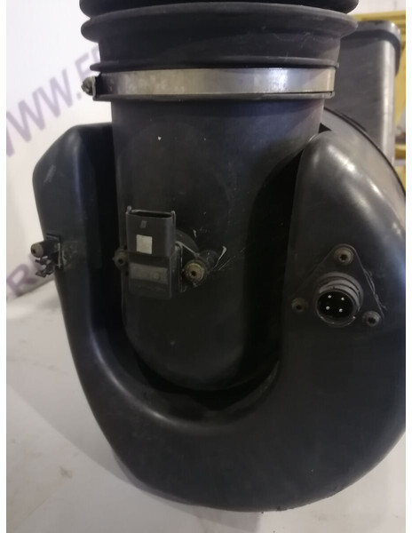 MAN TGX - Air intake system for Truck: picture 3 MAN TGX - Air intake system for Truck: picture 3