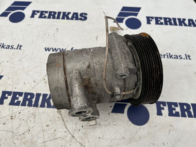 Mercedes-Benz A/C compressor - A/C compressor for Truck: picture 1 Mercedes-Benz A/C compressor - A/C compressor for Truck: picture 1