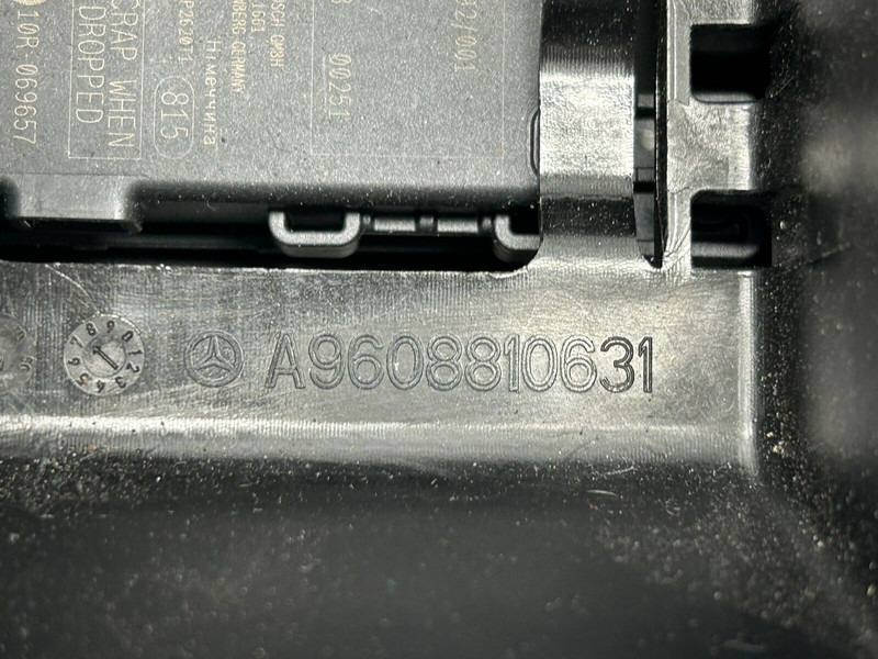 Mercedes-Benz SRR Short Range Radar - Sensor for Truck: picture 5 Mercedes-Benz SRR Short Range Radar - Sensor for Truck: picture 5