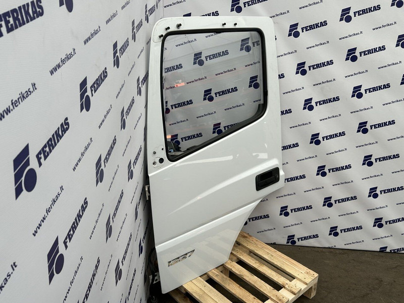 Mercedes-Benz left side doors - Door and parts for Truck: picture 2 Mercedes-Benz left side doors - Door and parts for Truck: picture 2