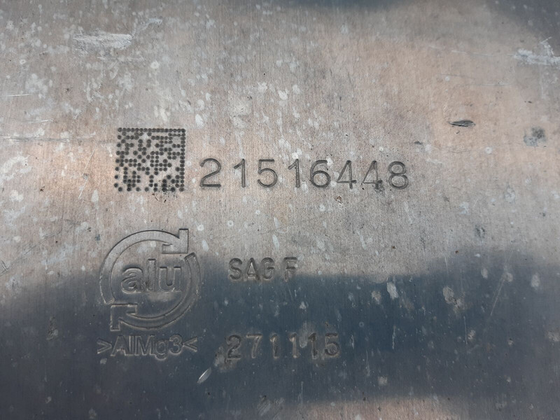 Renault - Fuel tank for Truck: picture 4 Renault - Fuel tank for Truck: picture 4