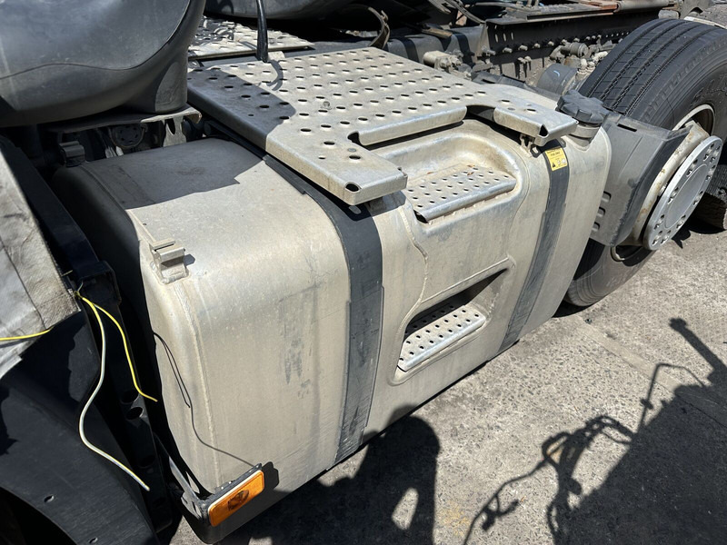 Renault fuel tank 480L - Fuel tank for Truck: picture 2 Renault fuel tank 480L - Fuel tank for Truck: picture 2