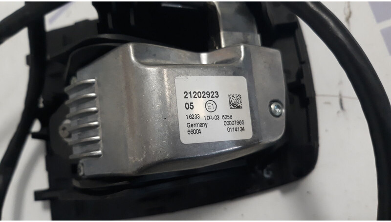 Renault lane chase camera - ECU for Truck: picture 4 Renault lane chase camera - ECU for Truck: picture 4