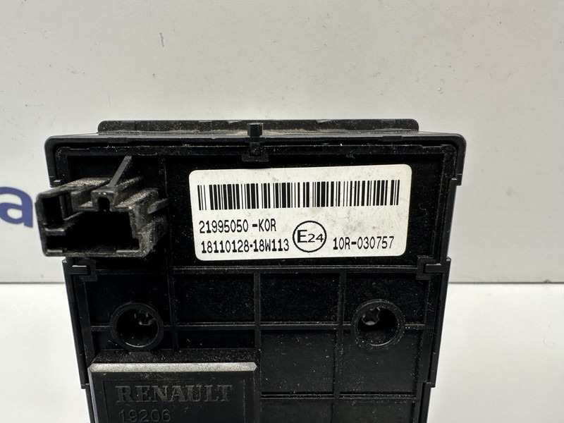 Renault lights switch - Dashboard for Truck: picture 3 Renault lights switch - Dashboard for Truck: picture 3