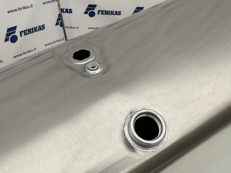Scania New aluminum fuel tank 550L - Fuel tank for Truck: picture 4 Scania New aluminum fuel tank 550L - Fuel tank for Truck: picture 4
