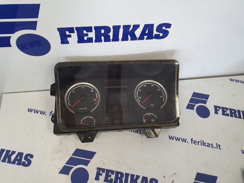 Scania instrument cluster - Dashboard for Truck: picture 1 Scania instrument cluster - Dashboard for Truck: picture 1