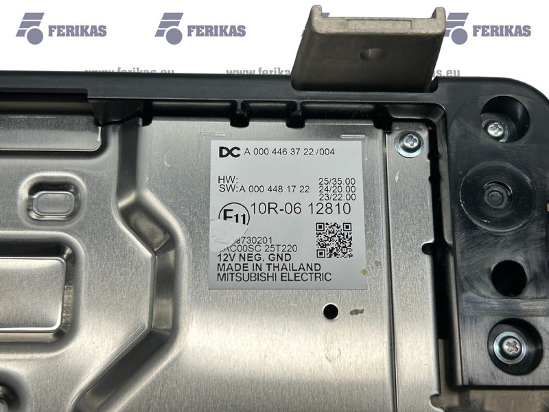 Mercedes-Benz multimedia, radio unit - Spare parts for Truck: picture 4 Mercedes-Benz multimedia, radio unit - Spare parts for Truck: picture 4