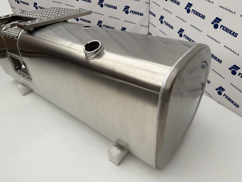Volvo Aluminum - Fuel tank for Truck: picture 2 Volvo Aluminum - Fuel tank for Truck: picture 2