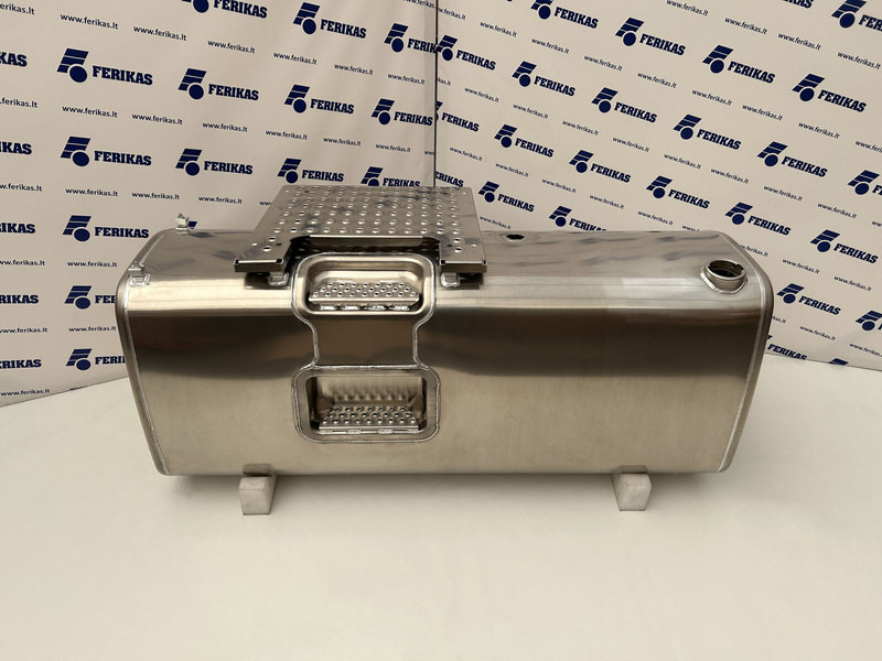 Volvo New aluminum fuel tank 700L - Fuel tank for Truck: picture 1 Volvo New aluminum fuel tank 700L - Fuel tank for Truck: picture 1
