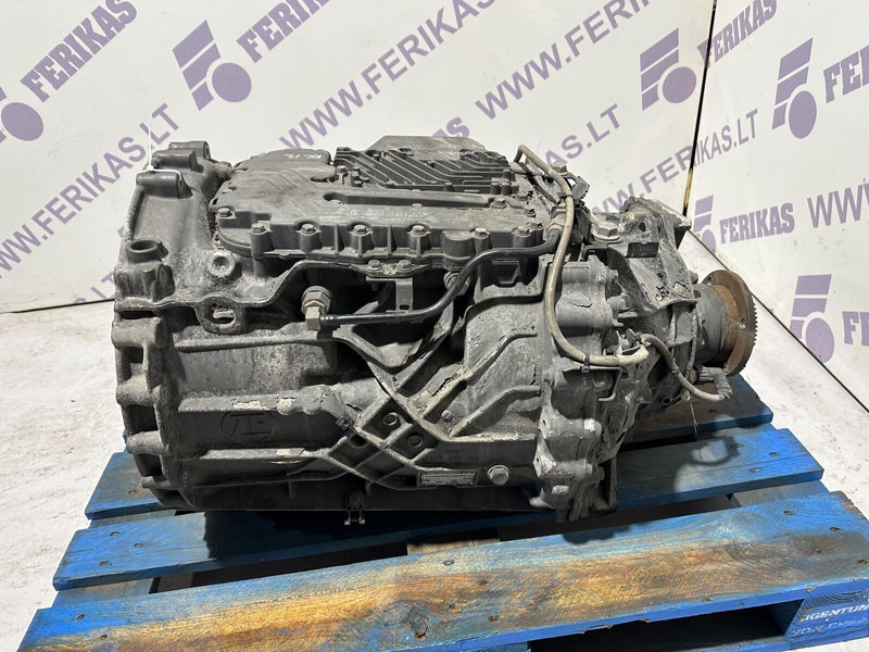 ZF XF 106 - Gearbox for Truck: picture 2 ZF XF 106 - Gearbox for Truck: picture 2