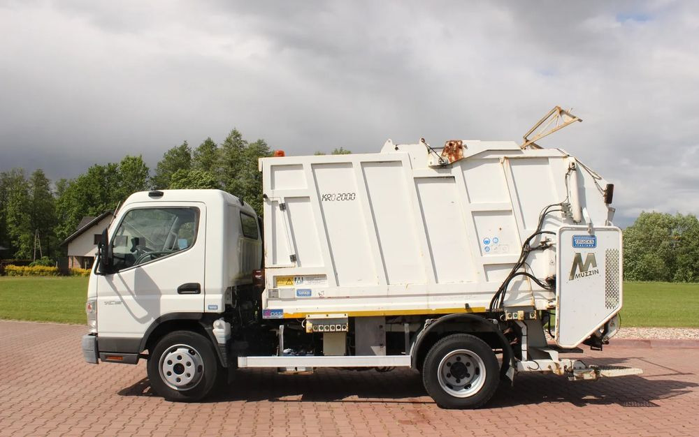 Mitsubishi CANTER 7C15 - Garbage truck: picture 3 Mitsubishi CANTER 7C15 - Garbage truck: picture 3