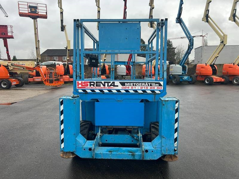 Genie GS2668 RT diesel 4x4 10m (1527) - Scissor lift: picture 4 Genie GS2668 RT diesel 4x4 10m (1527) - Scissor lift: picture 4