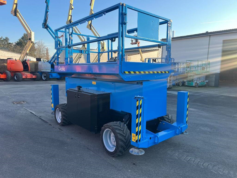 Genie GS4069 RT diesel 4x4 14m (1834) - Scissor lift: picture 5 Genie GS4069 RT diesel 4x4 14m (1834) - Scissor lift: picture 5