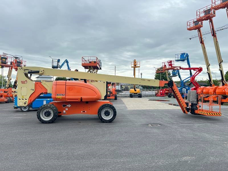 JLG 800AJ diesel 4x4 26m (1787) - Articulated boom: picture 2 JLG 800AJ diesel 4x4 26m (1787) - Articulated boom: picture 2
