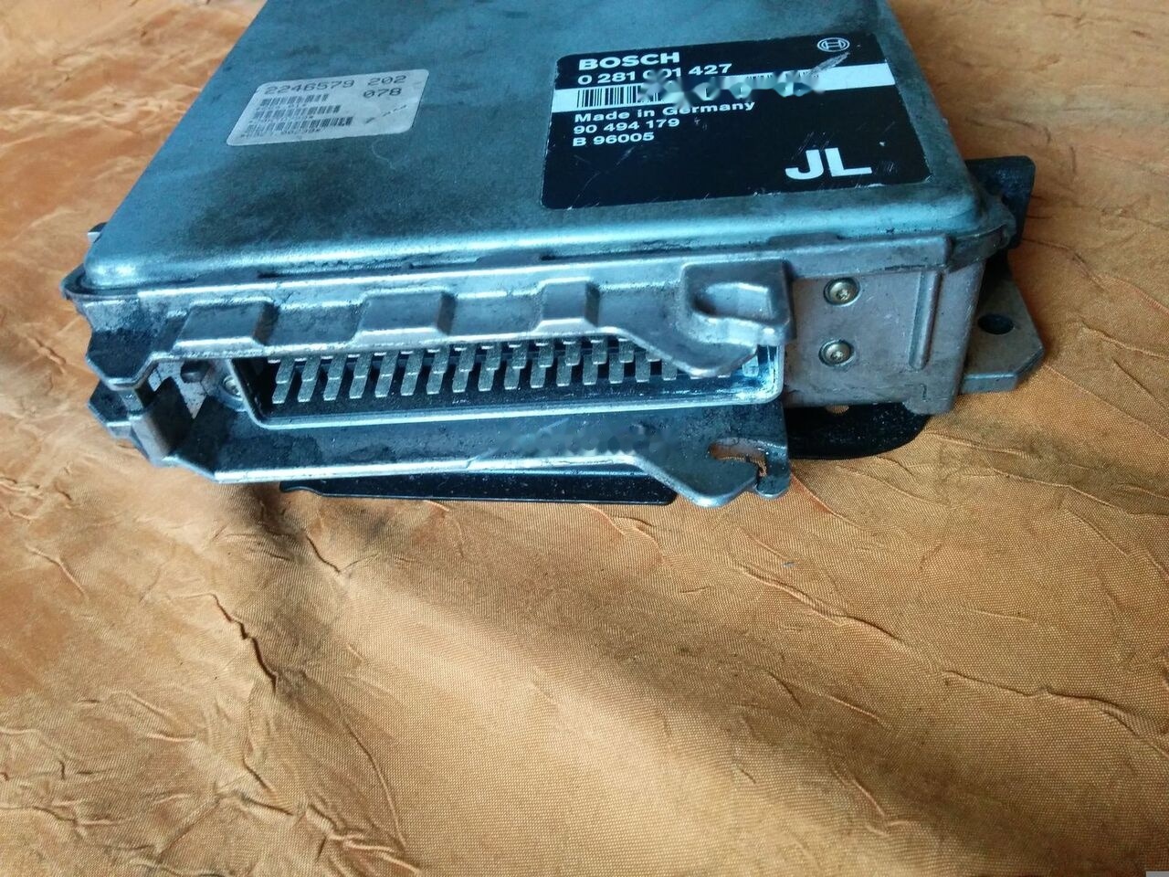Bosch 0281001427 A 0004460839 Mercedes-Benz O405 - ECU for Bus: picture 1 Bosch 0281001427 A 0004460839 Mercedes-Benz O405 - ECU for Bus: picture 1
