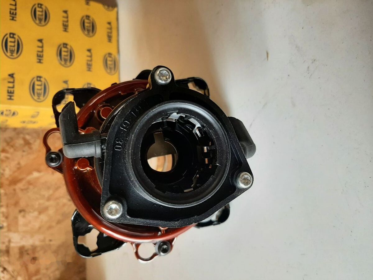 Hella - Headlight for Bus: picture 2 Hella - Headlight for Bus: picture 2