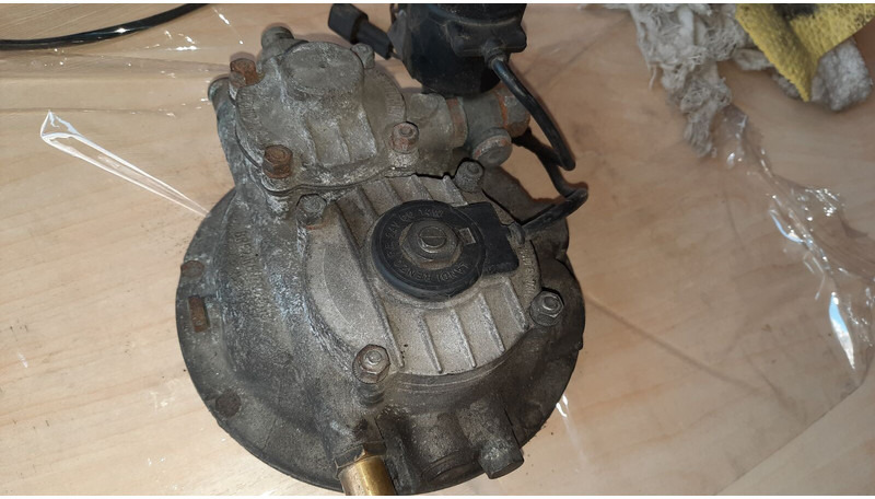 Fuel system MAN E51.13111-6036 газовый редуктор: picture 9