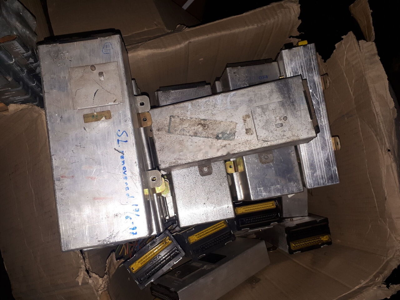 ECU for Bus MAN VDO A2C53044389 . 81.25805.7038 .412.413.1.2.: picture 7
