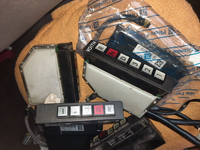 Leasing of Scania Селектор переключения передач . Scania Селектор переключения передач .: picture 11 Leasing of Scania Селектор переключения передач . Scania Селектор переключения передач .: picture 11