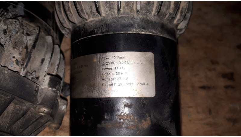 Scania Sphero U4856 - Coolant pump: picture 4 Scania Sphero U4856 - Coolant pump: picture 4