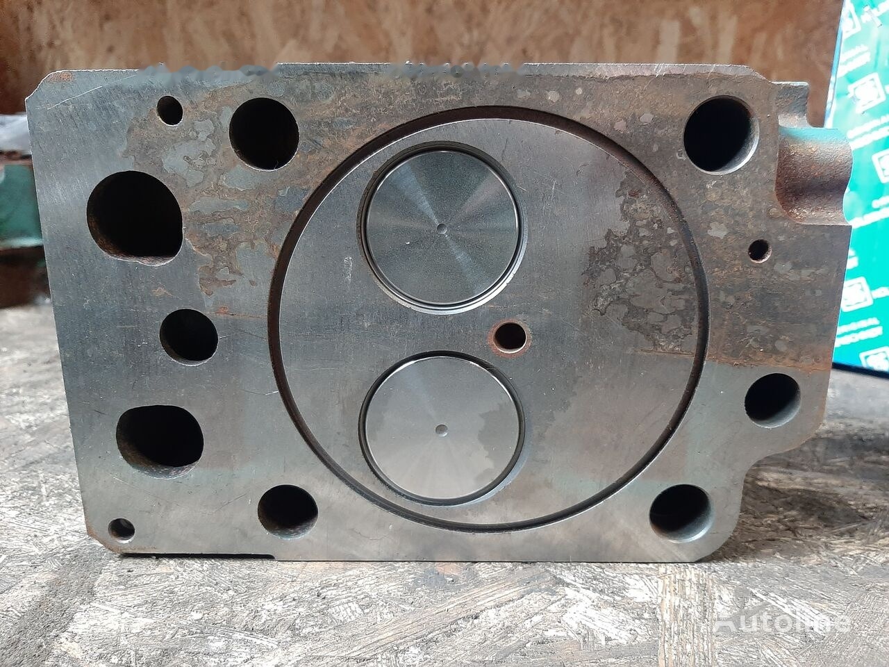 Volvo 8113069 Volvo - Cylinder head for Bus: picture 2 Volvo 8113069 Volvo - Cylinder head for Bus: picture 2