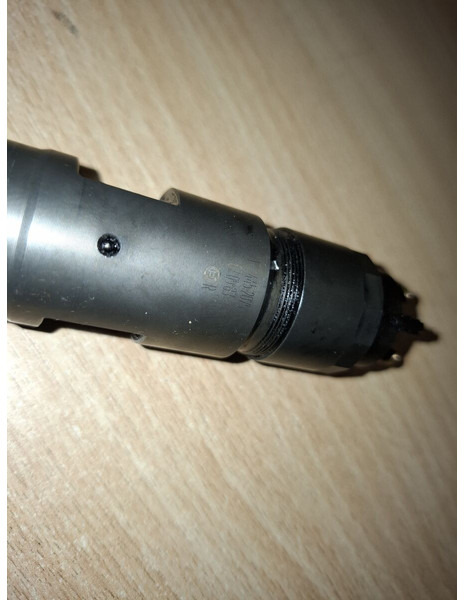 Volvo D7E - Fuel pump: picture 5 Volvo D7E - Fuel pump: picture 5