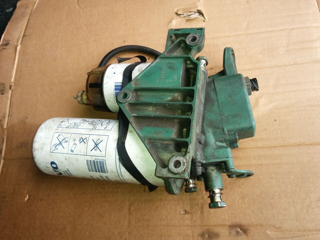 Volvo Pompa podkachki ABLU B12 s podkachkoy Volvo B12 - Fuel filter for Bus: picture 4 Volvo Pompa podkachki ABLU B12 s podkachkoy Volvo B12 - Fuel filter for Bus: picture 4