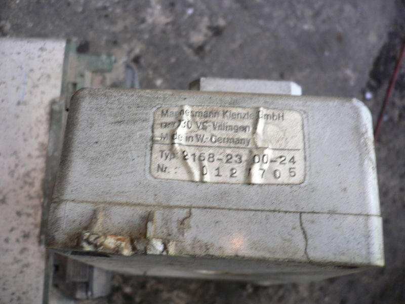 Volvo VDO 412.412/002/001 - ECU: picture 3 Volvo VDO 412.412/002/001 - ECU: picture 3