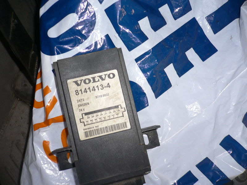 Volvo VDO 412.412/002/001 - ECU: picture 4 Volvo VDO 412.412/002/001 - ECU: picture 4