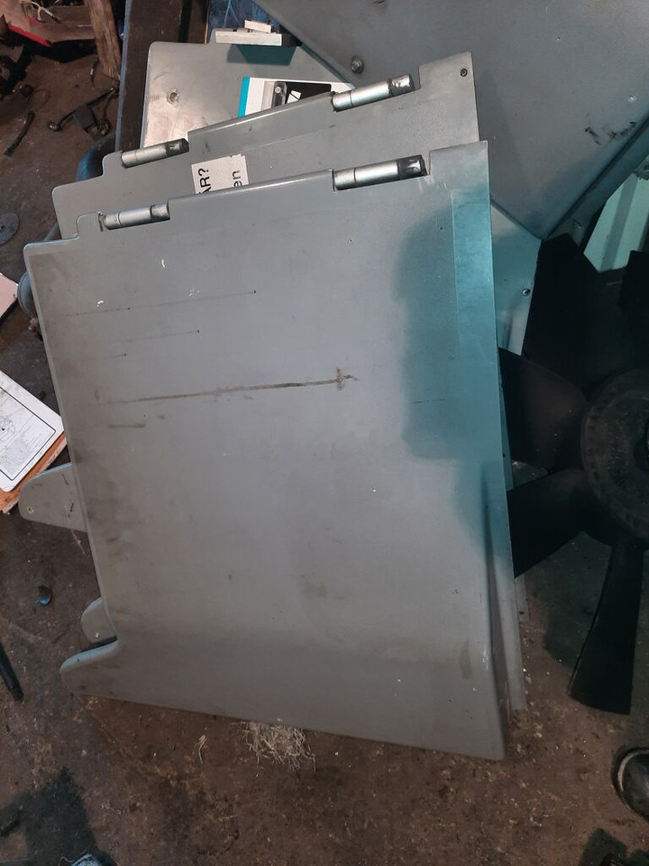 Volvo magnetoly . B12 . Iveko Volvo Carus 9700 - Bumper for Bus: picture 2 Volvo magnetoly . B12 . Iveko Volvo Carus 9700 - Bumper for Bus: picture 2