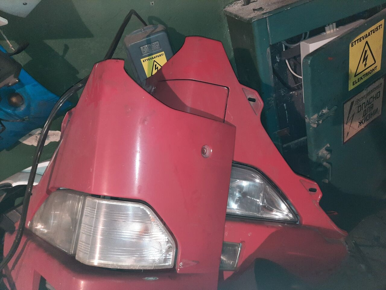 Volvo magnetoly . B12 . Iveko Volvo Carus 9700 - Bumper for Bus: picture 5 Volvo magnetoly . B12 . Iveko Volvo Carus 9700 - Bumper for Bus: picture 5
