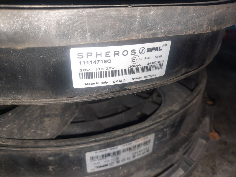 Volvo масляный мотор вентилятора SAUER DANFOSS C19.2L00888\174 - Fan: picture 4 Volvo масляный мотор вентилятора SAUER DANFOSS C19.2L00888\174 - Fan: picture 4