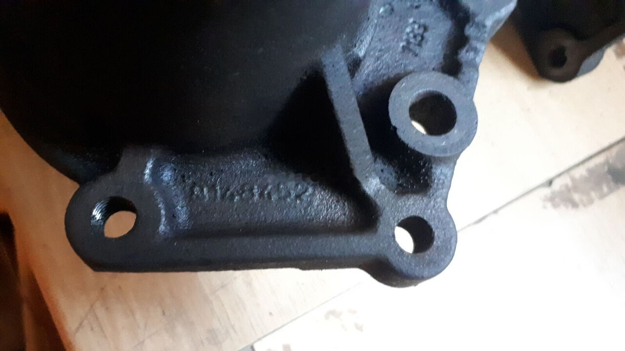 Volvo privoda shkivov remney i toplivnogo nasosa 8148452 Volvo - Crankshaft for Truck: picture 1 Volvo privoda shkivov remney i toplivnogo nasosa 8148452 Volvo - Crankshaft for Truck: picture 1