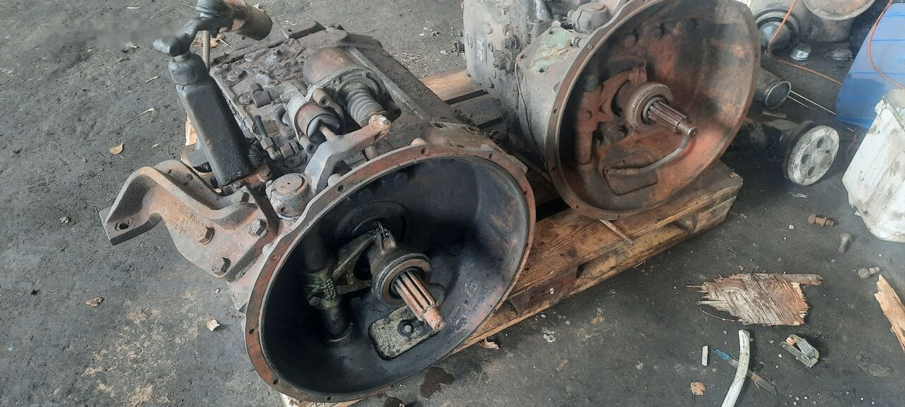 ZF S6-90 Mercedes-Benz OM405 - Gearbox for Bus: picture 1 ZF S6-90 Mercedes-Benz OM405 - Gearbox for Bus: picture 1