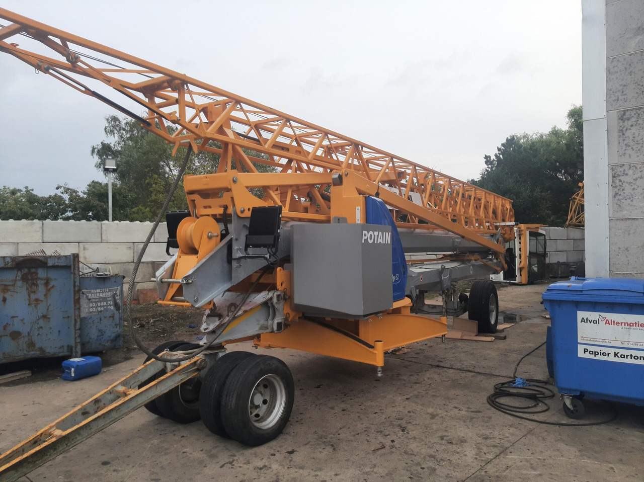Potain IGO 32 - Self-erecting tower crane: picture 1 Potain IGO 32 - Self-erecting tower crane: picture 1