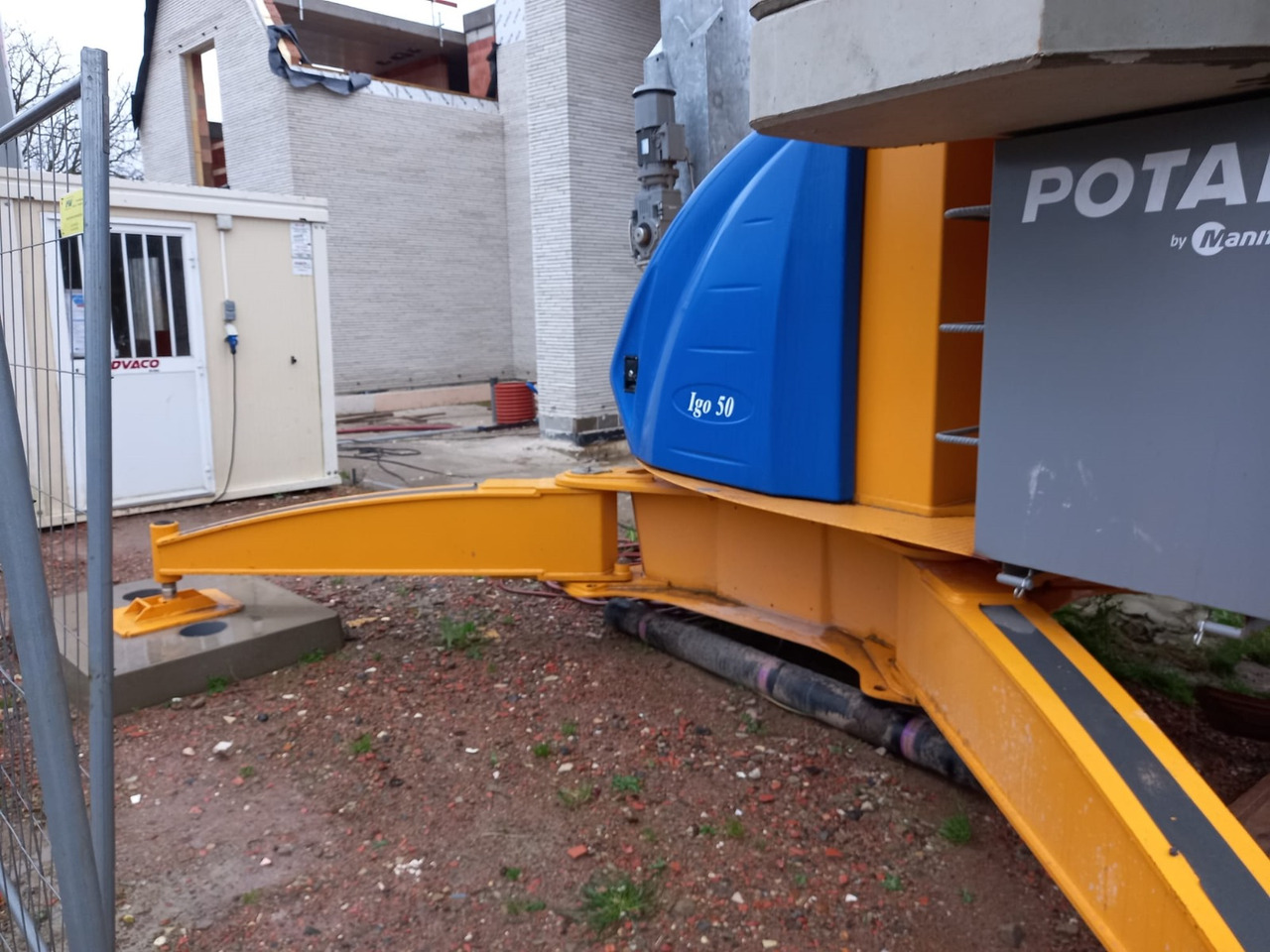 Potain IGO 50 - Self-erecting tower crane: picture 2 Potain IGO 50 - Self-erecting tower crane: picture 2